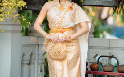 Dressing the Bridal Party in Authentic Thai Clothing