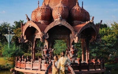 Bangkok’s Hidden Temple Gems: Lesser-Known Sacred Sites in Traditional Dress